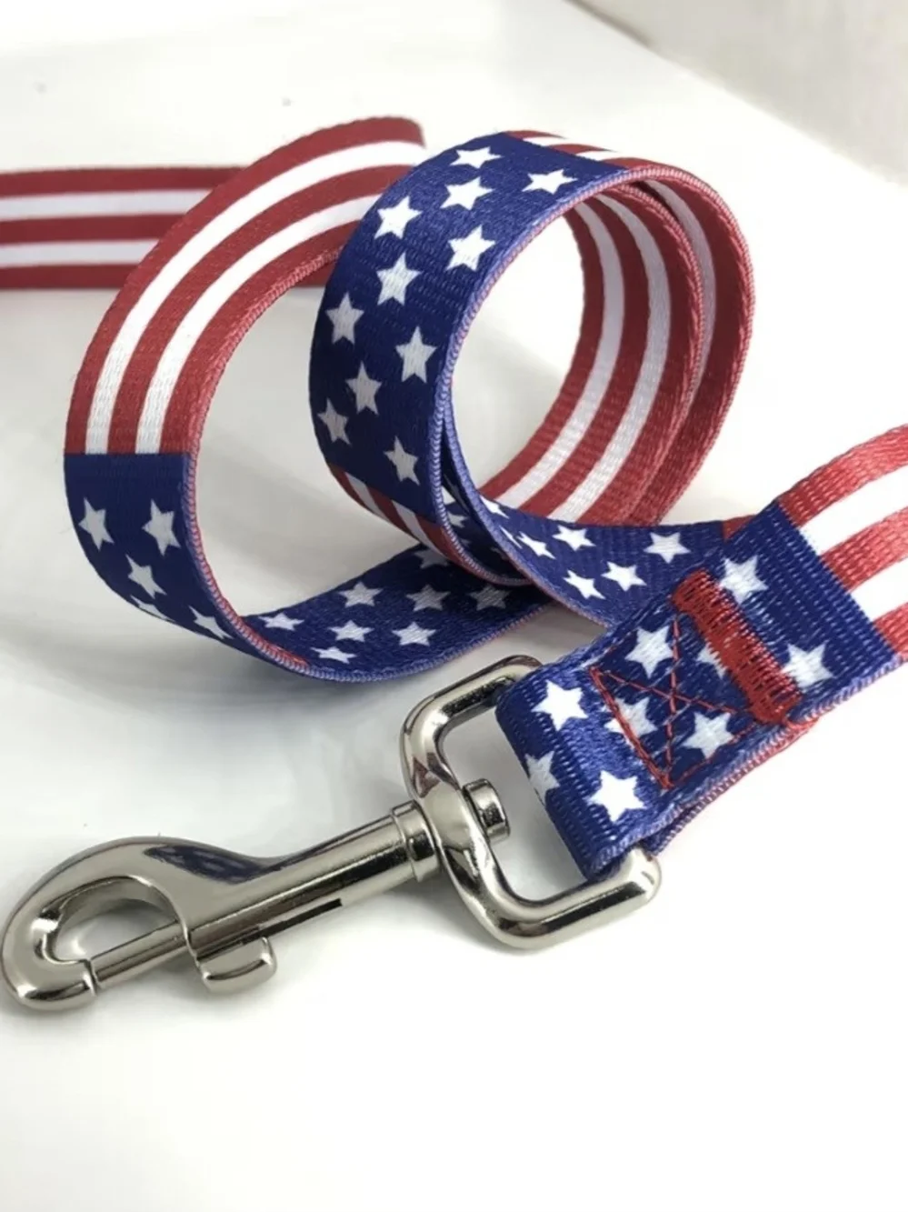NEW Patriotic American Flag Dog Leash - Red White Blue